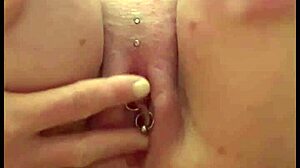 wanna see my pierced clit make me squirt pee after rubbing to orgasm?