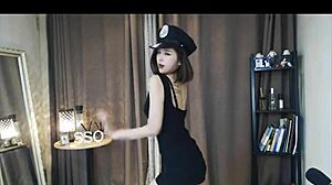 korean yisuwan dances hot in uniform