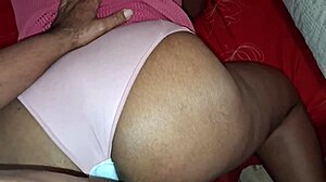 comendo bucetinha de esposa evangélica com absorvente na wedding