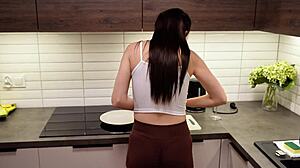 intense kitchen fuck rushed my girlfriend's climax