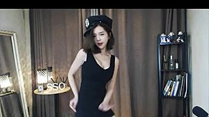 korean yisuwan dances hot in uniform