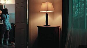 طيز جين وايلد المثالية تنيك مزدوج من أحبابها السابقين!