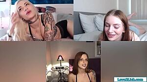 omg these small tits babes toy pussies so good on cam