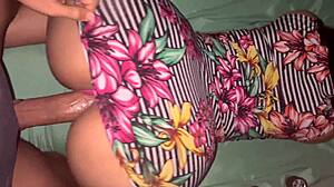 CURVOSA MEIA-IRMA ENSINA TRANSAR... CUÍDA pra NÃO GOZAR DENTRO logo!