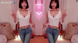 Korean Snow BJ Winter Sexy Dance Tease