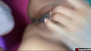 สาวไทยนักศึกษาร่านโกนหีรอควยยักษ์แตกในดูดลึก!