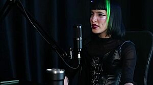 Carol Rhcp Loses Virginity on Mom's Bed After Leaked Video. Schoolgirl Banged by Director