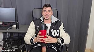 Jerking off hard with my fave toy 💪🍆 legs spread wide