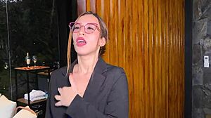 i paid receptionist for hard pussy creampie fuck