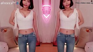 Korean Snow BJ Winter Sexy Dance Tease