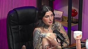 peituda gostosa burps big tits teasing brazilian style