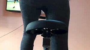 i didnt want to interrupt workout peed gym leggings instead