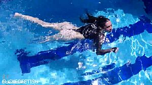 Latex Jessica Bunny Dives Underwater Sensually