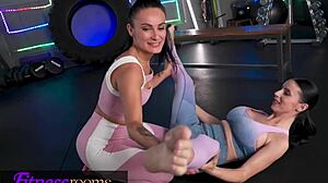 lexi dona unleashes lesbian gym orgasms