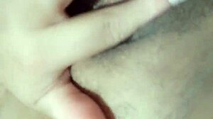 limpando meu vibrador todo melado e gozando gostoso parte 1/2 😍💦