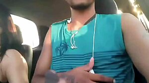 era pra ser só um role... mas ele fodeu minha buceta grande no carro