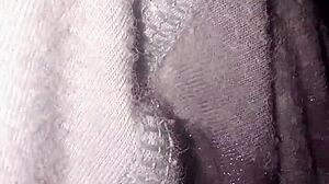 Czarna potworna pała domowy POV solo masturbacja