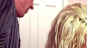 wanna fuck this big ass milf's gaping anal in stockings doggystyle?