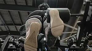 Milf Shows Off Booty During Intense Gym Workout