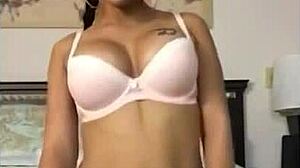 Cuban Webcam Star Twerks Her Massive Ass In Lacy Bra And Panties