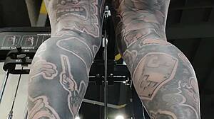 Milf Shows Off Booty During Intense Gym Workout