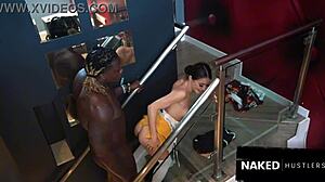 size queen gf cheats with bbc while bf works