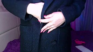 HOT WEBCAM MOMMY RUSSIAN MARRIED SLUT AIMEPARADISE Deepthroat Dildo Party