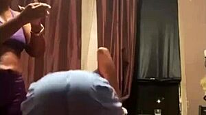 Watch this ebony babe twerk her juicy ass cheeks in part 2 shaking it wild