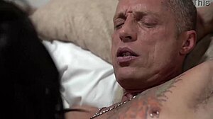 meu marido adora ver meu clit inchado toda manhã!