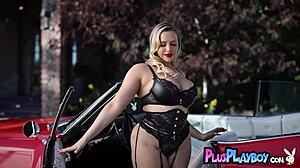 Big Tits Ebony Milf Poses In Sexy Lingerie Striptease