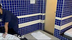 that plumber fixed her hot tub then she begged him to fuck her pussy n ass n cum in mouth full vid on red 😏🔥