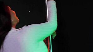 mature stunners mindi mink lesbian dildo domination curvy screams