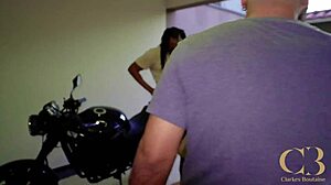 Squirting Wife Wonders at BBC Before Hubby Joins Bareback