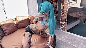 i cosplayed hatsune miku and got fucked hard backstage