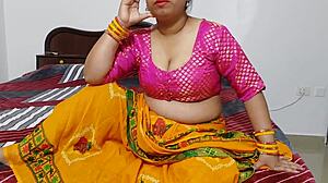 देसी भाभी देवर संग बेड शेयर कर डॉगी चुदाई... टैबू आग!