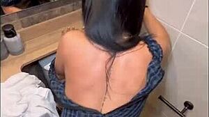 Me La Cojo Rico En El Baño Just Met Her At Wedding Party!