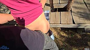 Prêt à exploser ton sperme dans mon collant trempé après avoir frotté ma chatte milf ?