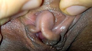omg my wet chubby latina pussy's so juicy and fat, teasin my big clit homemade style