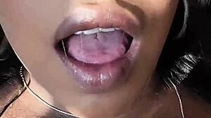 Gabi from Ribeirão Preto Morning Solo Shemale Jerkoff