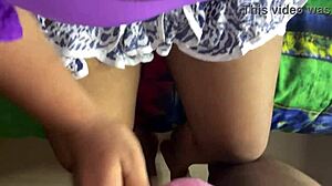 Hot Bihari bhabhi squirts from fingering