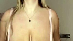 Huge Natural Tits Bounce on Thick Dick Play