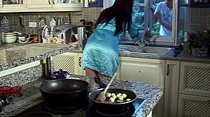 Huge Natural Tits Amateur Housewife Shaved Pussy Rides Big Cock Cowgirl