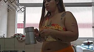 shorts pulled aside flashing exhibitionist tease in usa streets