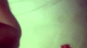 big breasts ebony girl shows off sexy tits