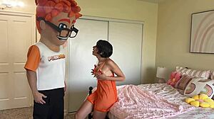 Apartment bounces as Daya dares wild casting cowgirl ride