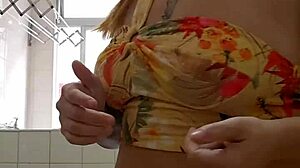 shorts pulled aside flashing exhibitionist tease in usa streets