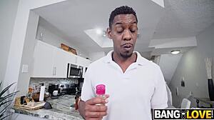 Booty massage turns hardcore Jonathan Jordan slams Thee Boss big tits ride