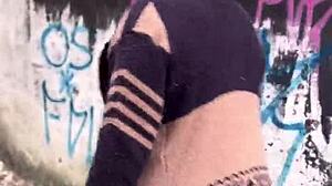 हिजाब वाली 18+ अमेरिकी यार को बड़े लंड की सवारी के लिए लुभाया #hijablust