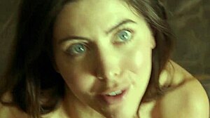 hey stepbro my horny pussy flashes for that quick favor!!