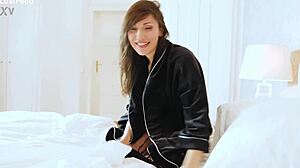 lilu moon's tiny milf pussy begs for homemade pounding
